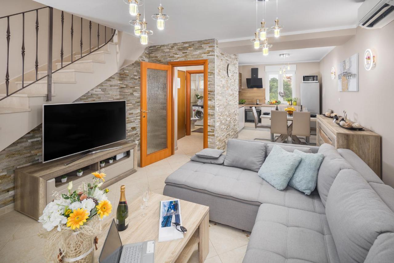 Appartement Rossini Superior à Poreč Extérieur photo